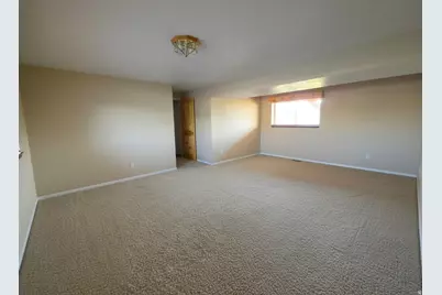 3943 S White Rail Ln, West Haven, UT 84401 - Photo 4
