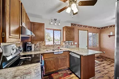 3943 S White Rail Ln, West Haven, UT 84401 - Photo 8