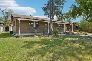 5058 S 2600 W, Roy, UT 84067 - Photo 2