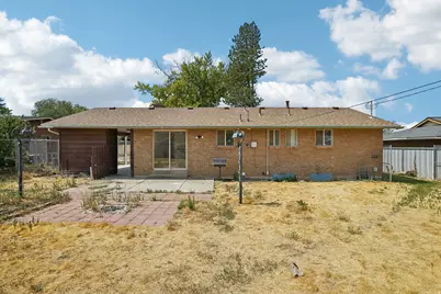 5058 S 2600 W, Roy, UT 84067 - Photo 32