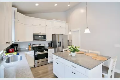 99 N Stone Gate Dr W #518, Saratoga Springs, UT 84045 - Photo 10