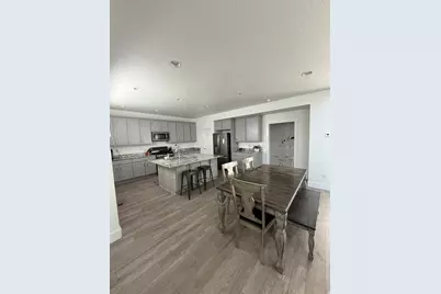 3031 N 870 W, Lehi, UT 84043 - Photo 2