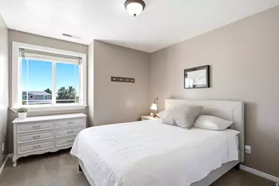 1591 E 275 N, Layton, UT 84040 - Photo 40