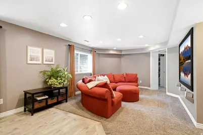 1591 E 275 N, Layton, UT 84040 - Photo 42