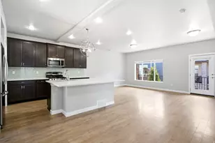 87 N Rio Grand Ave, Farmington, UT 84025 - Photo 26