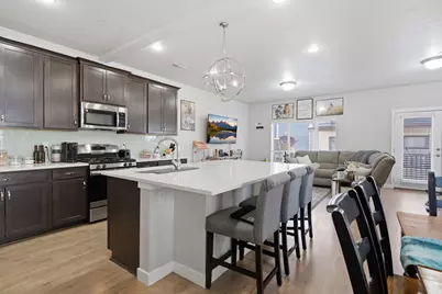 87 N Rio Grand Ave, Farmington, UT 84025 - Photo 38