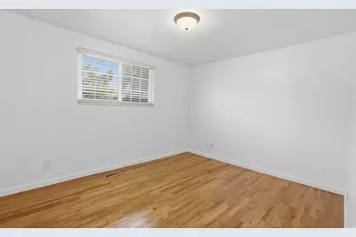 96 W Paula Dr, Sandy, UT 84070 - Photo 18
