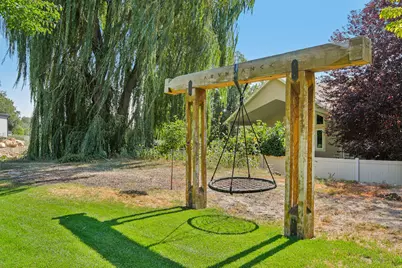 1295 N 380 E, Pleasant Grove, UT 84062 - Photo 34