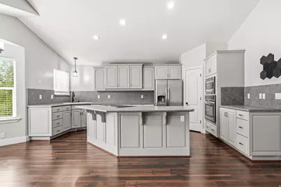 2154 E Wasatch Blvd, Sandy, UT 84092 - Photo 8