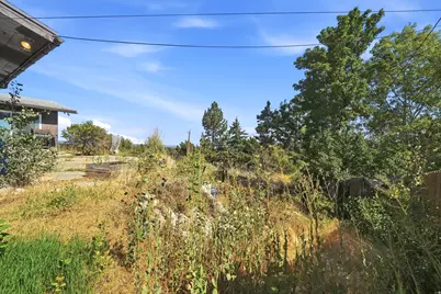 1669 E 8685 S, Sandy, UT 84093 - Photo 30