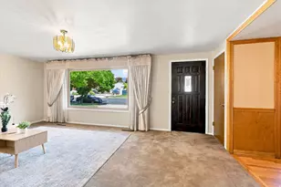 1099 N 400 E, Logan, UT 84341 - Photo 4
