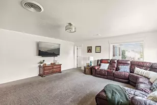 254 E 300 S, Gunnison, UT 84634 - Photo 2