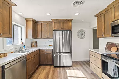 254 E 300 S, Gunnison, UT 84634 - Photo 10