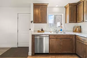 254 E 300 S, Gunnison, UT 84634 - Photo 12