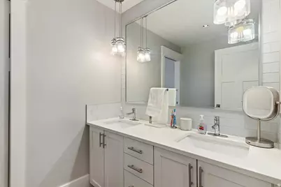 511 W 1400 N, Farmington, UT 84025 - Photo 20