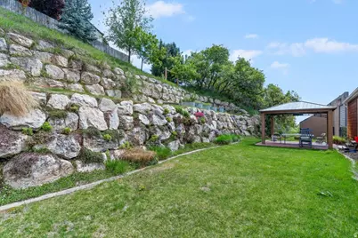 511 W 1400 N, Farmington, UT 84025 - Photo 30