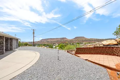 339 W Sandstone Cir, Saint George, UT 84770 - Photo 48