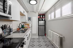 905 E 200 S, Salt Lake City, UT 84102 - Photo 10