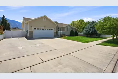 2352 E 1700 N, Spanish Fork, UT 84660 - Photo 2