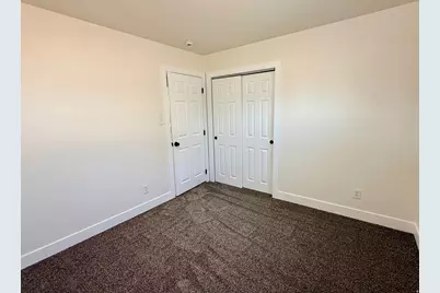 4594 W 5295 S, Kearns, UT 84118 - Photo 18