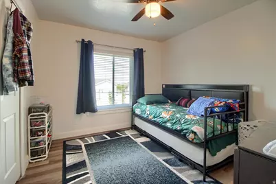 2003 S 1840 W, Syracuse, UT 84075 - Photo 12