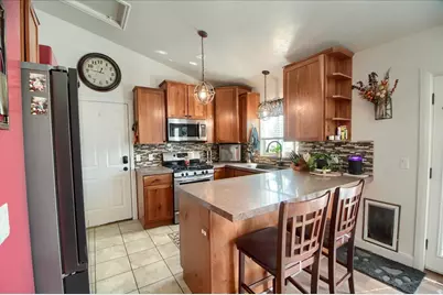 2003 S 1840 W, Syracuse, UT 84075 - Photo 6