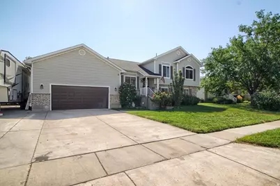 2003 S 1840 W, Syracuse, UT 84075 - Photo 2