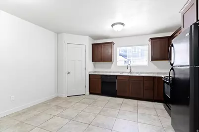 14408 S Oakfield Way, Herriman, UT 84096 - Photo 6