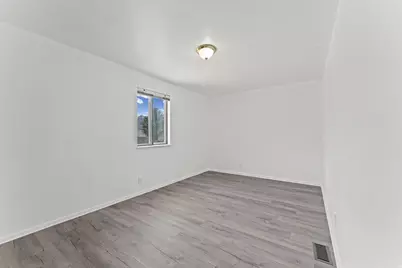 1643 N 645 W, Orem, UT 84057 - Photo 28