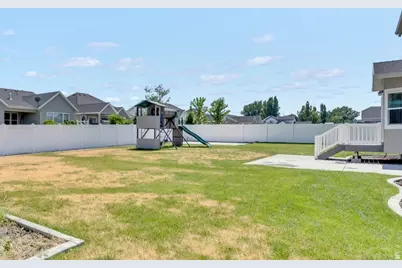 1156 N 2630 W, Clinton, UT 84015 - Photo 30