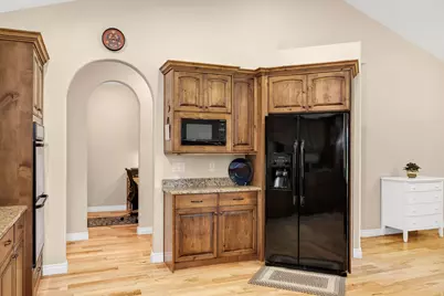 278 S 100 W, Hyde Park, UT 84318 - Photo 10