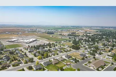 278 S 100 W, Hyde Park, UT 84318 - Photo 44