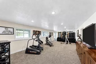 31 N Eaglewood Dr, North Salt Lake, UT 84054 - Photo 36