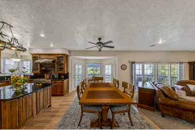 31 N Eaglewood Dr, North Salt Lake, UT 84054 - Photo 2