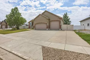 4349 W 625 S, West Point, UT 84015 - Photo 4