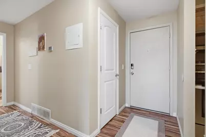 1860 W 500 N #28, Salt Lake City, UT 84116 - Photo 4