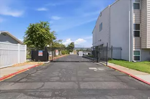 1860 W 500 N, Salt Lake City, UT 84116 - Photo 2