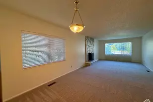 125 S Main St, Providence, UT 84332 - Photo 4