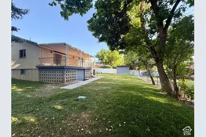 125 S Main St, Providence, UT 84332 - Photo 26