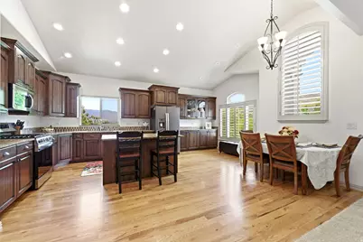 202 Edgewood Cir, North Salt Lake, UT 84054 - Photo 6