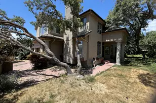 2249 E Gambel Oak Dr, Sandy, UT 84092 - Photo 2