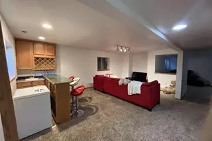 2249 E Gambel Oak Dr, Sandy, UT 84092 - Photo 20