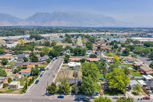 390 N 300 E, Lehi, UT 84043 - Photo 22