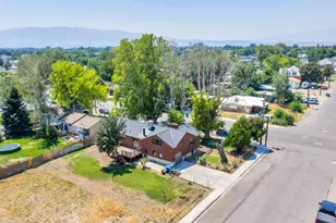 390 N 300 E, Lehi, UT 84043 - Photo 18