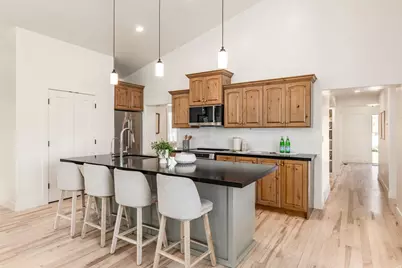3704 S 2455 E, Salt Lake City, UT 84109 - Photo 8