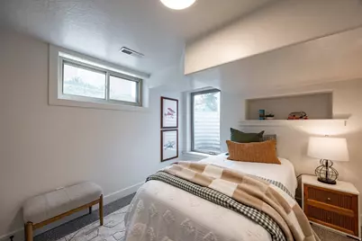 3704 S 2455 E, Salt Lake City, UT 84109 - Photo 20