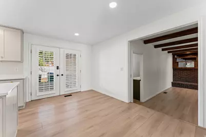 8441 S Rua Branco Dr, Sandy, UT 84093 - Photo 14