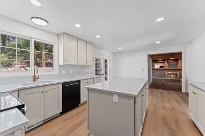 8441 S Rua Branco Dr, Sandy, UT 84093 - Photo 12