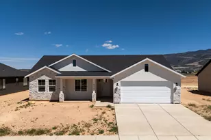 171 W 2725 N, Cedar City, UT 84721 - Photo 2