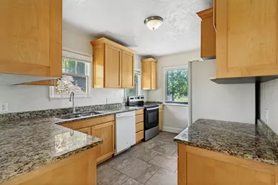 275 W 300 N, Provo, UT 84601 - Photo 8
